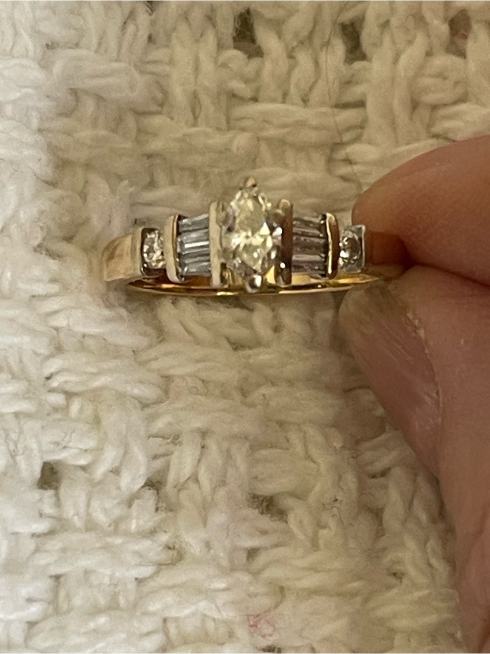 Elegant Marquise & Baguette Diamond Ring Set - 14k Gold - Picture 5 of 5